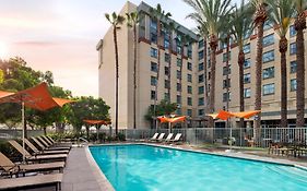 Residence Inn Irvine John Wayne Airport 3*